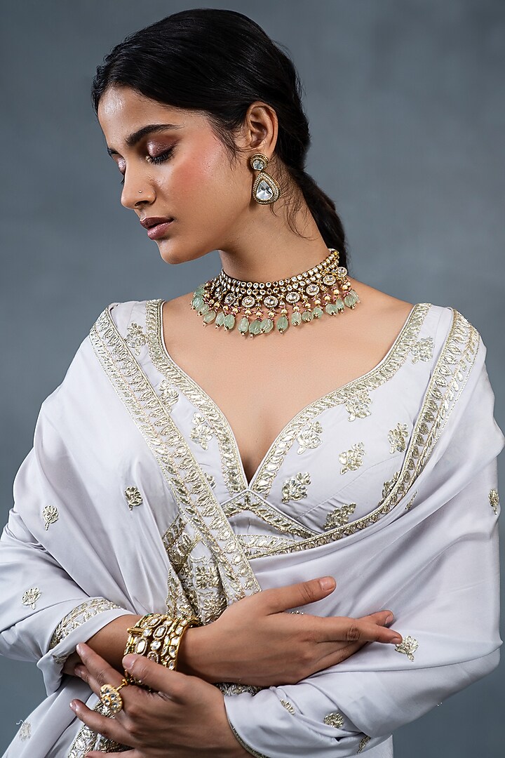 Light Grey Habutai Silk Hand & Machine Embroidered Wedding Saree Set by RICHA AHLUWALIA at Pernia's Pop Up Shop