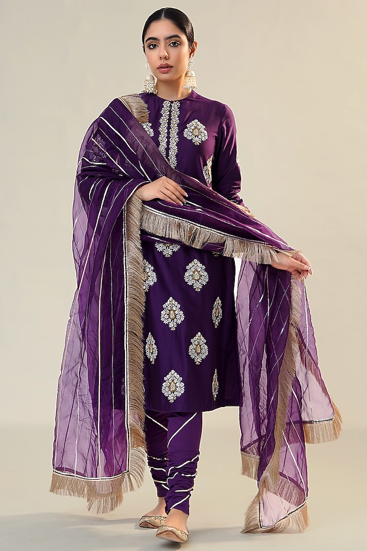 Purple Chanderi Hand & Machine Embroidered Kurta Set by RICHA AHLUWALIA at Pernia's Pop Up Shop