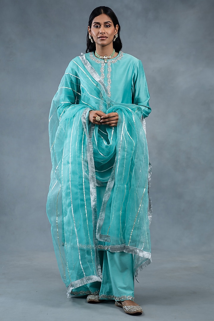 Aqua Blue Chanderi Hand & Machine Embroidered Kurta Set by RICHA AHLUWALIA at Pernia's Pop Up Shop