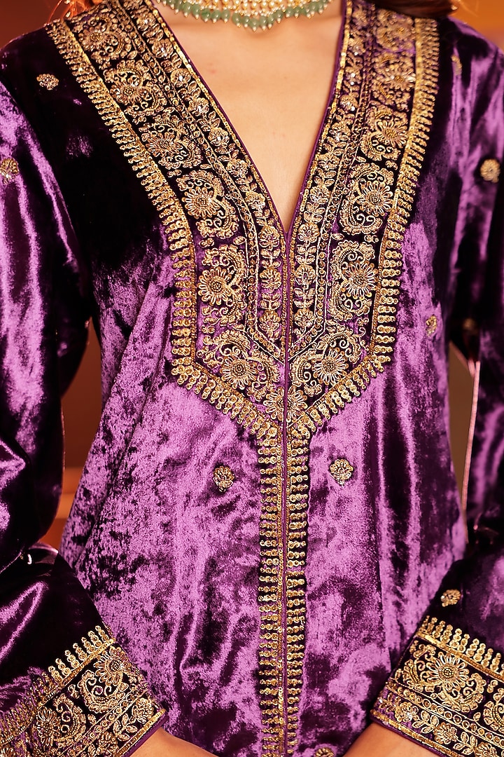 Purple Silk Velvet Sequins & Zardosi Hand Embroidered Kurta Set by RICHA AHLUWALIA at Pernia's Pop Up Shop