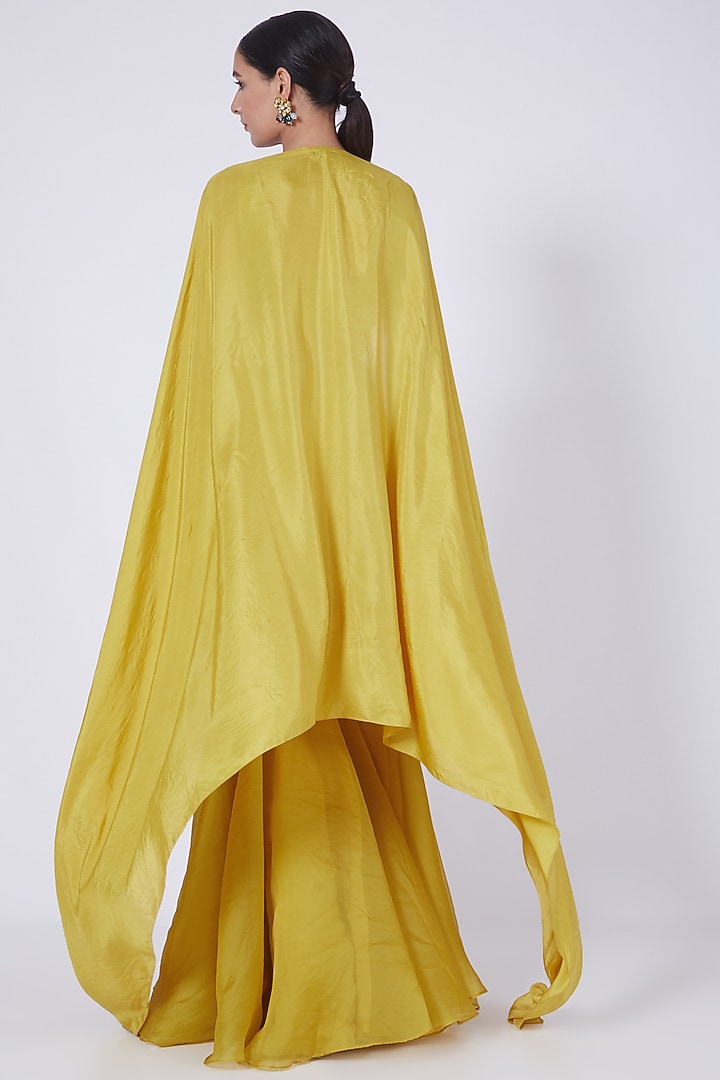 Mustard Silk Hand Embroidered Cape Set by Ridhi agarwal at Pernia's Pop Up Shop