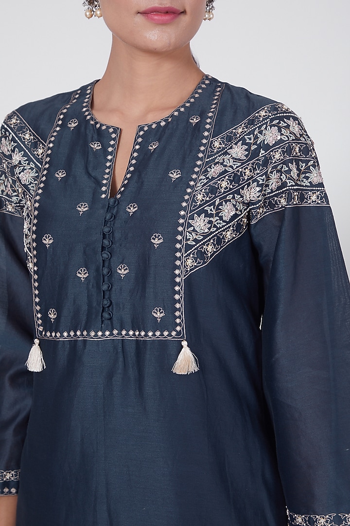 Cobalt Blue Hand Embroidered Kurta Set by Ridhi agarwal at Pernia's Pop Up Shop