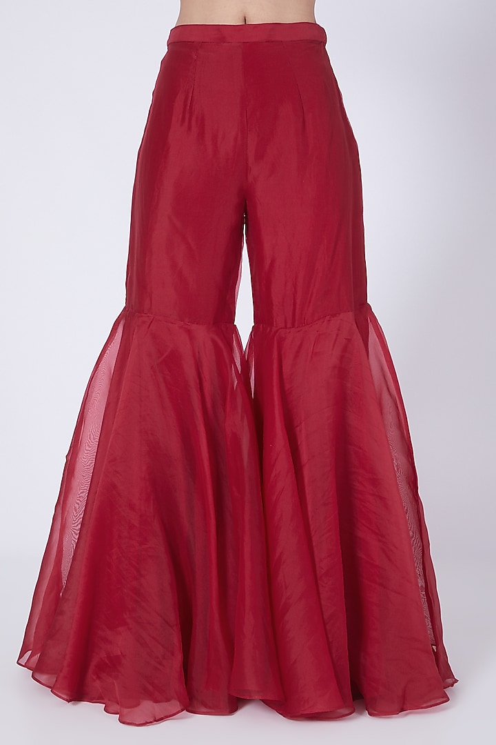 Red Georgette Hand Embroidered Asymmetrical Kurta Set by Ridhi agarwal at Pernia's Pop Up Shop