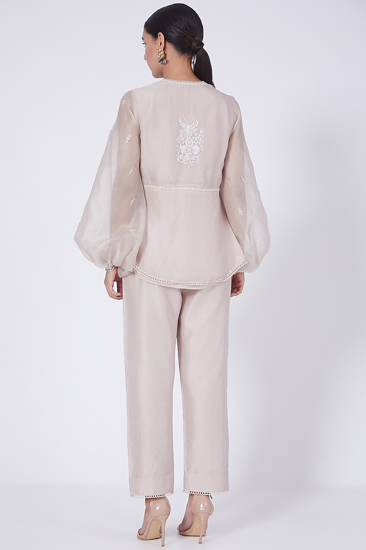 Blush Pink Embroidered Pant Set by Ridhi agarwal at Pernia's Pop Up Shop