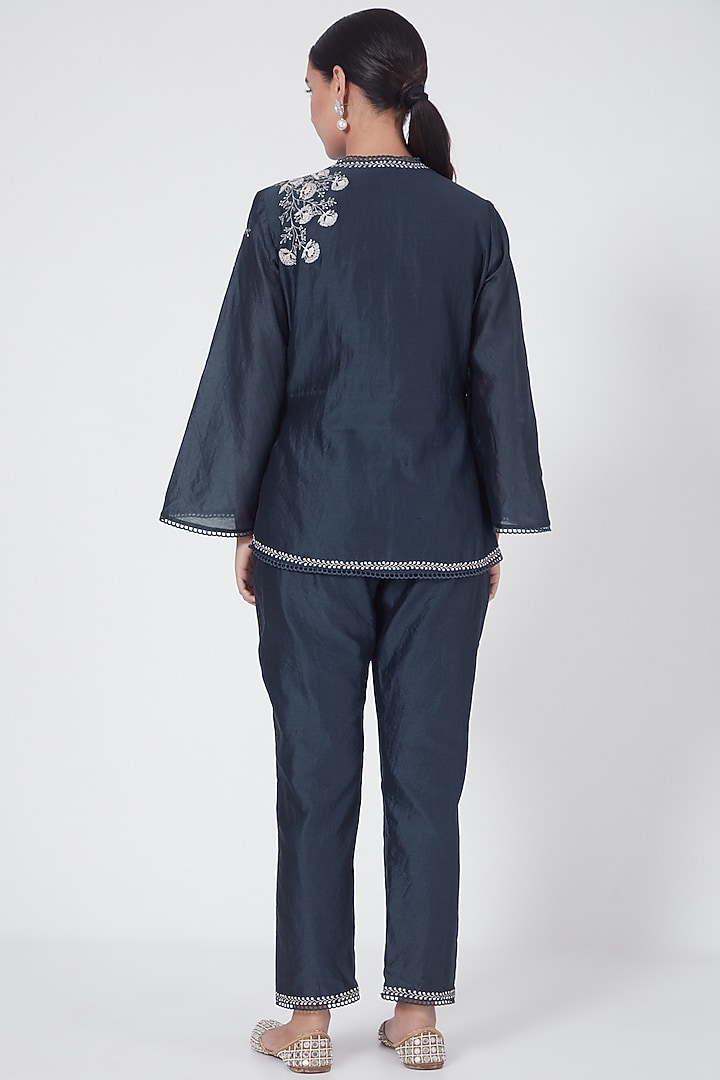 Navy Blue Silk Chanderi Pant Set by Ridhi agarwal at Pernia's Pop Up Shop