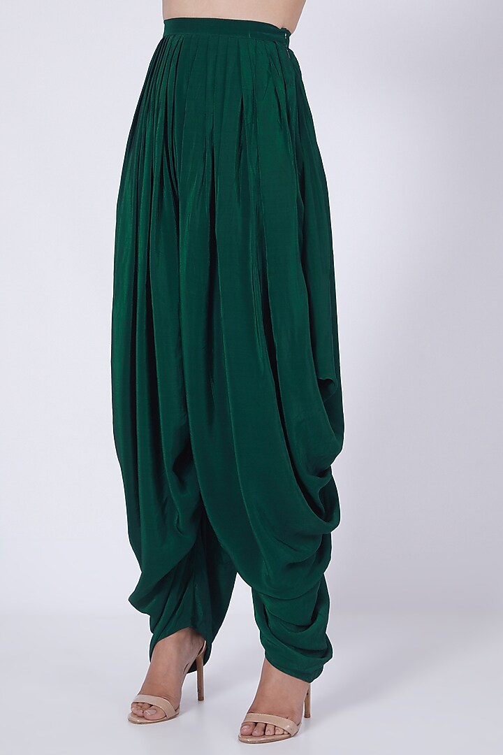 Emerald Green Embroidered Jacket Set by Ridhi agarwal at Pernia's Pop Up Shop
