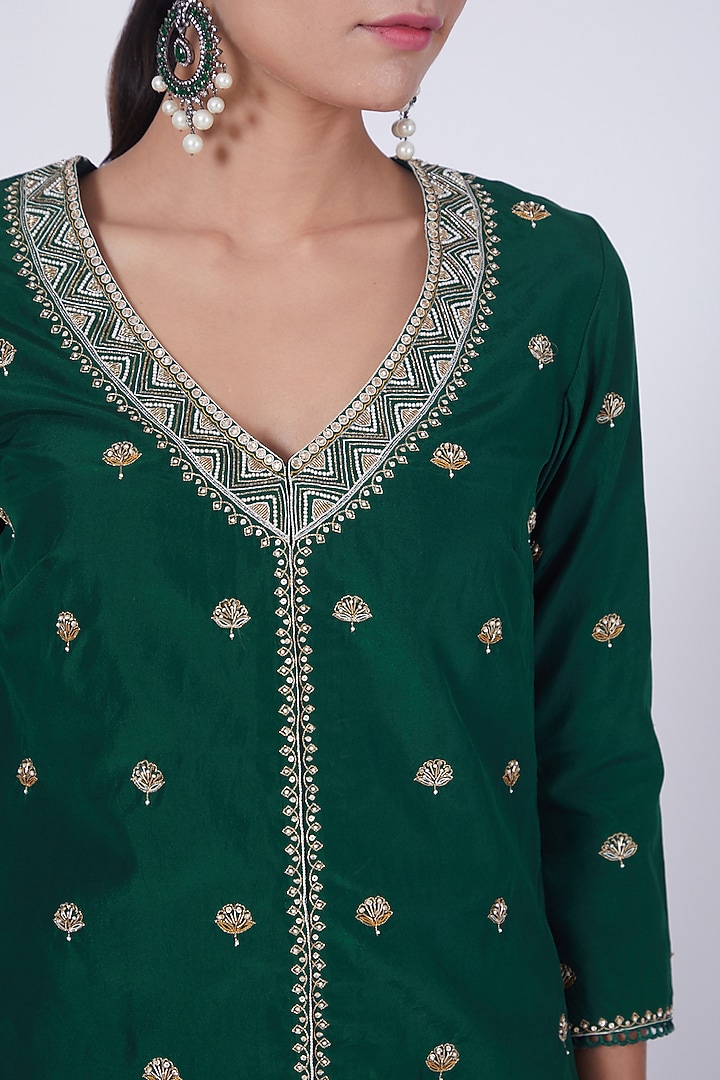 Emerald Green Embroidered Jacket Set by Ridhi agarwal at Pernia's Pop Up Shop