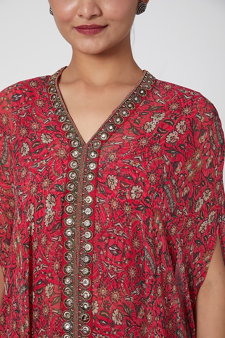 Fuchsia Embroidered Pant Set by Ridhima Bhasin at Pernia's Pop Up Shop