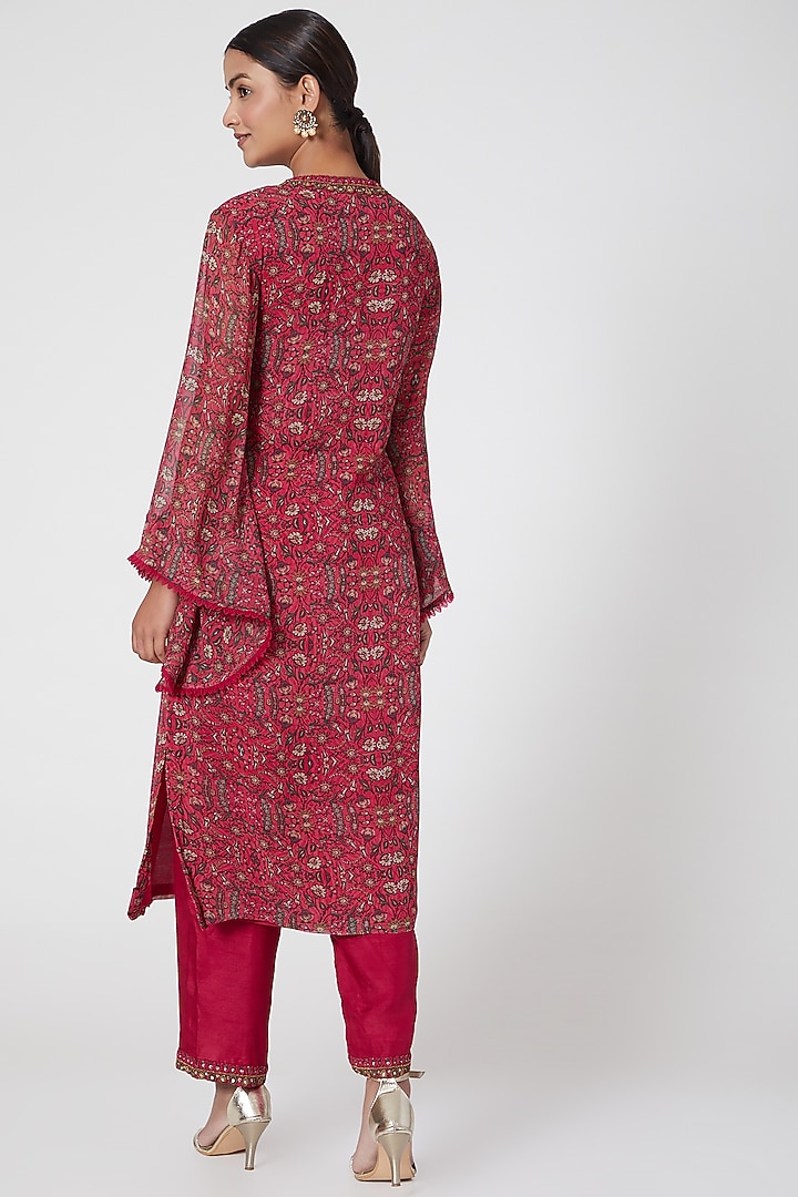 Fuchsia Printed Kurta Set by Ridhima Bhasin at Pernia's Pop Up Shop