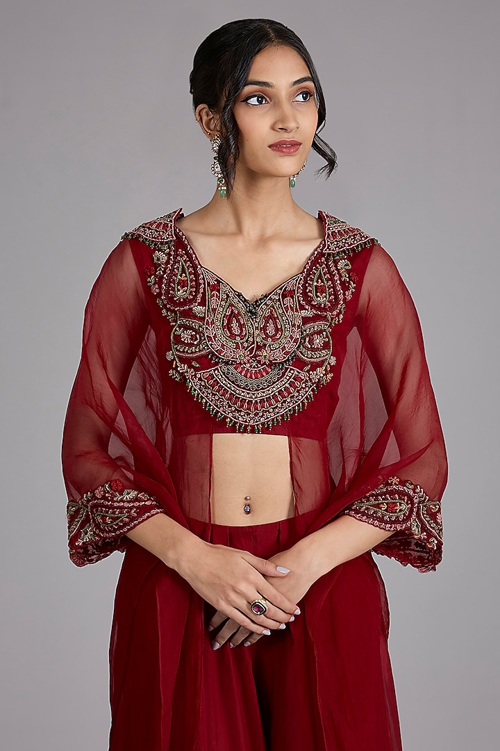 Red Organza Embellished Kurta Set by Ridhima Bhasin at Pernia's Pop Up Shop