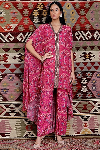 Fuchsia Printed High-Low Kaftan Set by Ridhima Bhasin