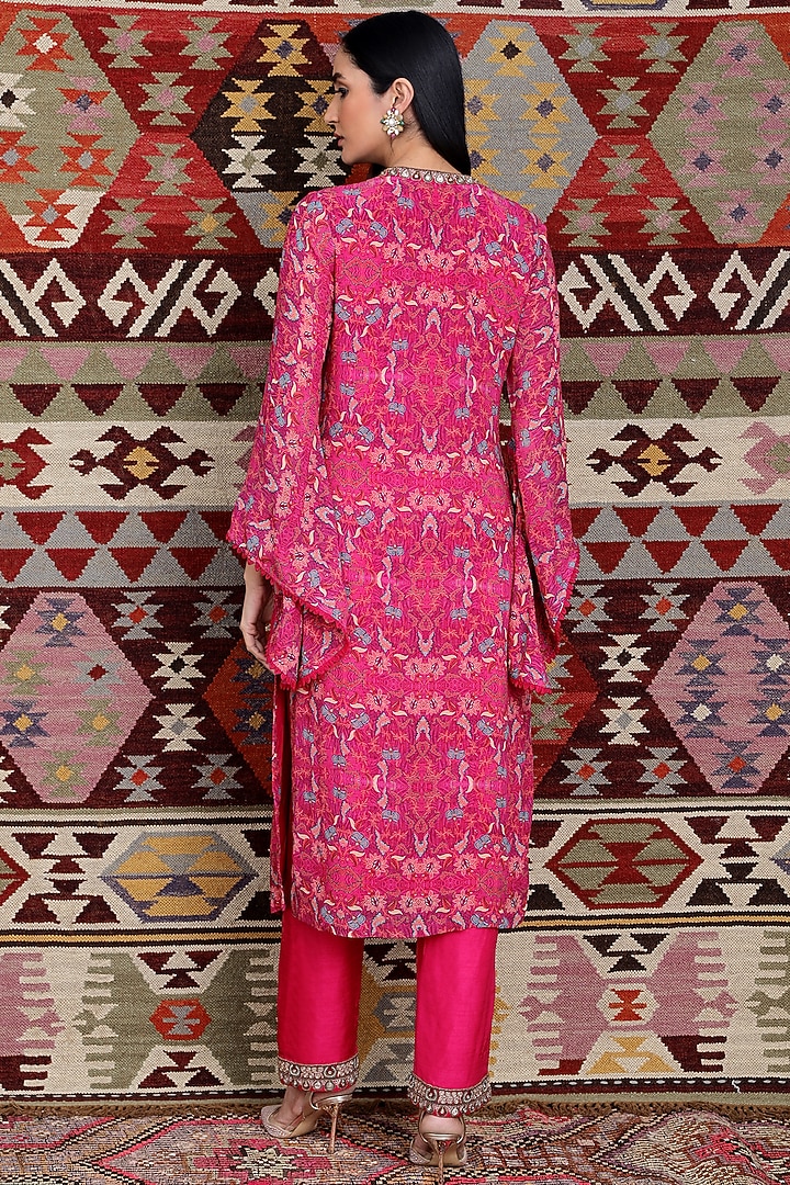 Fuchsia Printed Kurta Set by Ridhima Bhasin at Pernia's Pop Up Shop