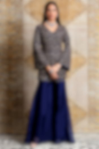 Navy Blue Hand Embroidered Kurta Set by Ridhima Bhasin at Pernia's Pop Up Shop