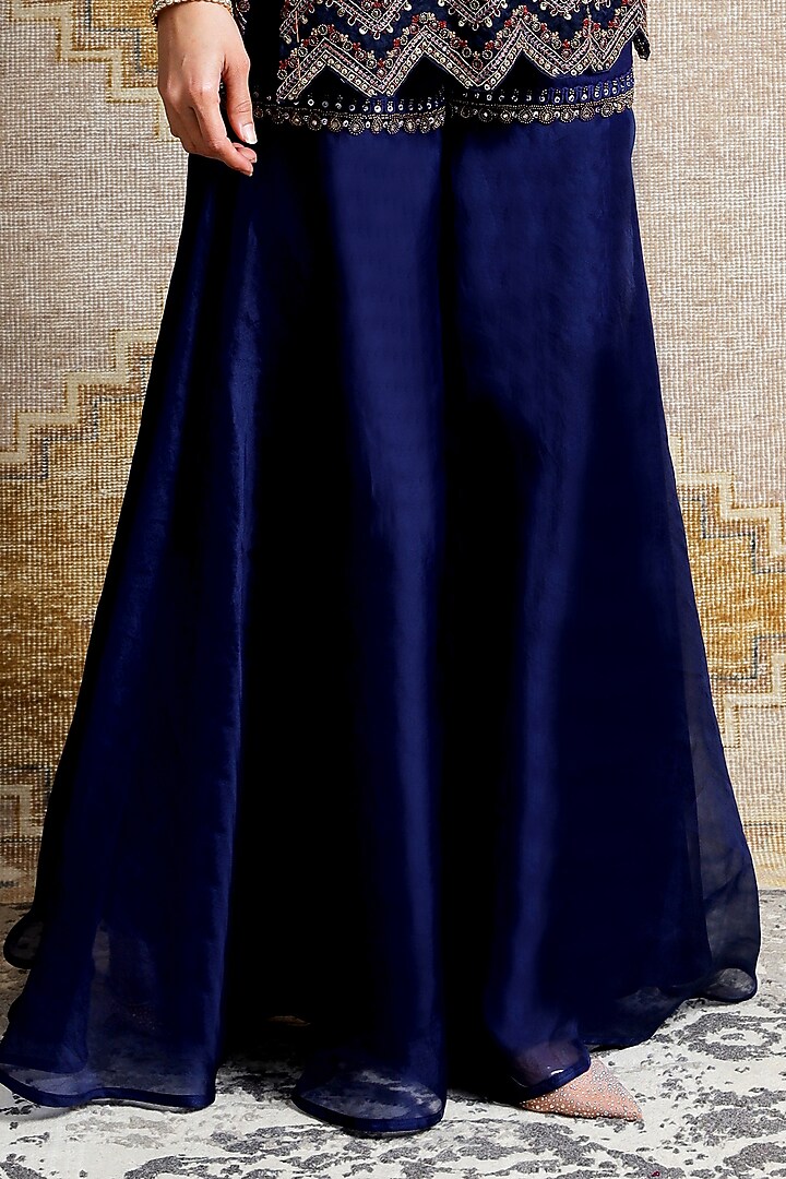 Navy Blue Hand Embroidered Kurta Set by Ridhima Bhasin at Pernia's Pop Up Shop