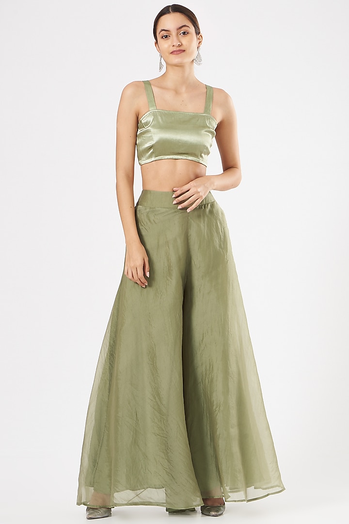 Sage Green Embroidered Kurta Set by Ridhima Bhasin at Pernia's Pop Up Shop