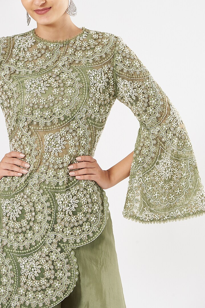 Sage Green Embroidered Kurta Set by Ridhima Bhasin at Pernia's Pop Up Shop