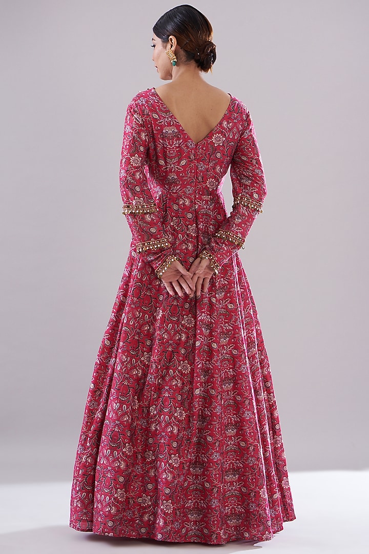 Pink Chanderi Printed & Embellished Wedding Anarkali Set by Ridhima Bhasin at Pernia's Pop Up Shop