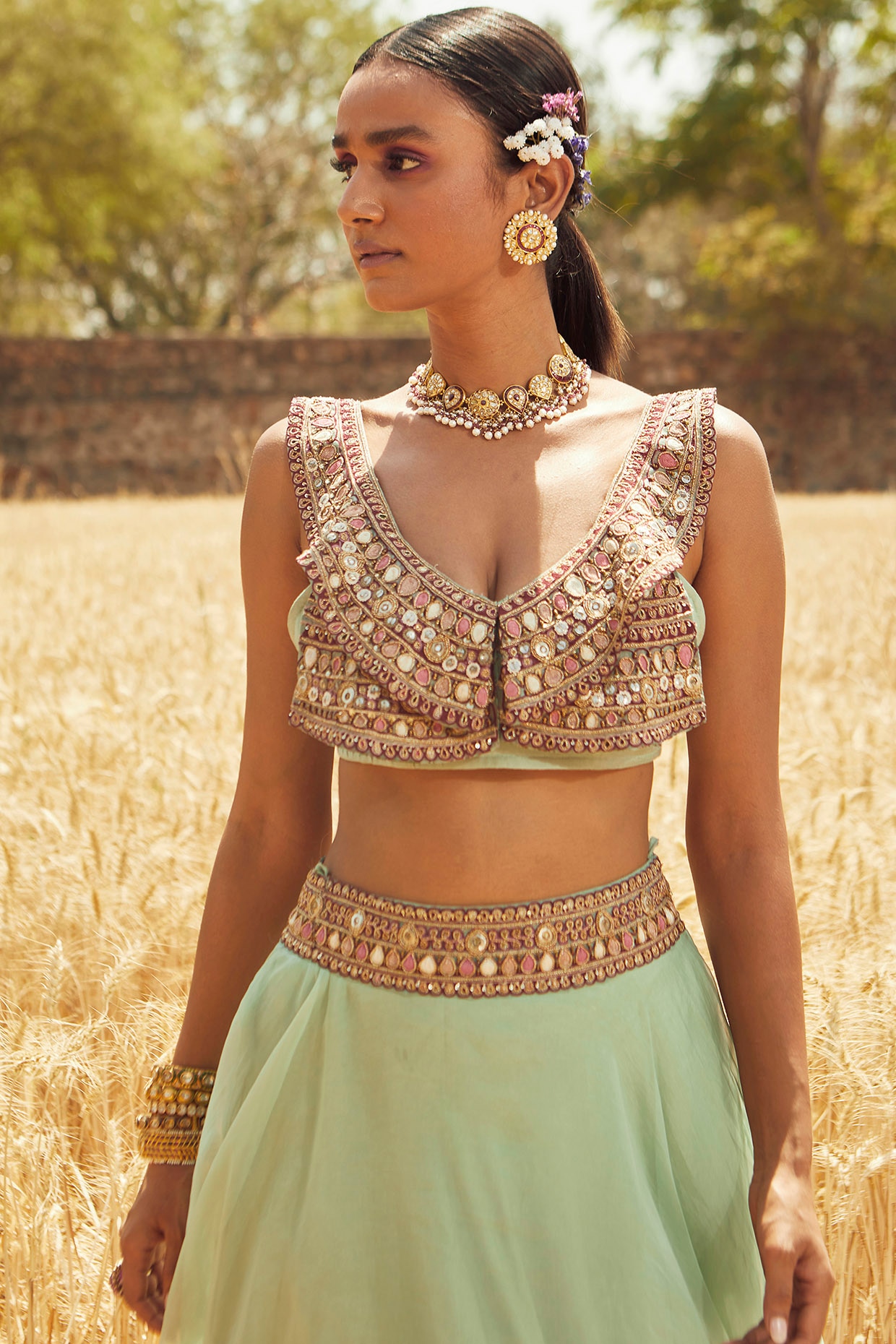 How to Wear High Waisted Lehenga Like a Pro • Keep Me Stylish | Indian  outfits, Indian fashion, Indian dresses