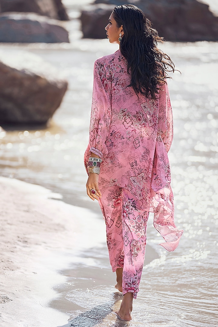 Candy Pink Georgette Embellished Kaftan Set by Ridhima Bhasin at Pernia's Pop Up Shop