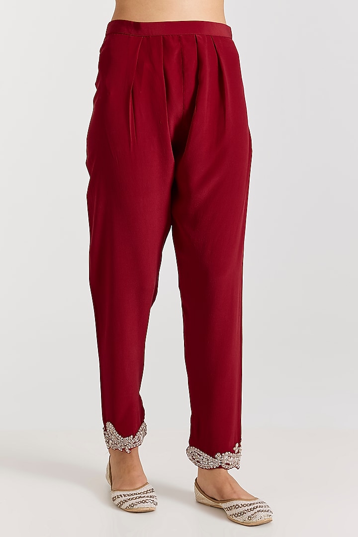 Red Chanderi Aari Embroidered Kurta Set by Ridhima Bhasin at Pernia's Pop Up Shop