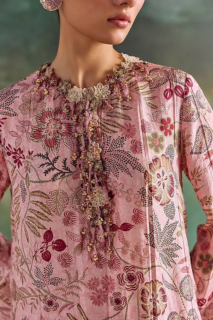 Petal Pink Habutai Silk Printed Kurta Set by Ridhima Bhasin at Pernia's Pop Up Shop