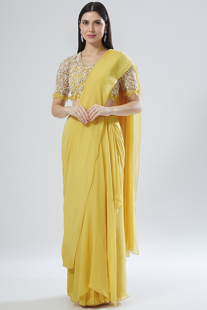 Sunshine Yellow Organza & Chiffon Pre-Draped Wedding Saree Set by Ridhima Bhasin at Pernia's Pop Up Shop