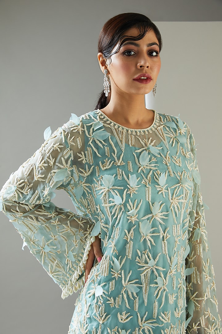 Blue Embroidered Kurta Set by Ridhima Bhasin at Pernia's Pop Up Shop