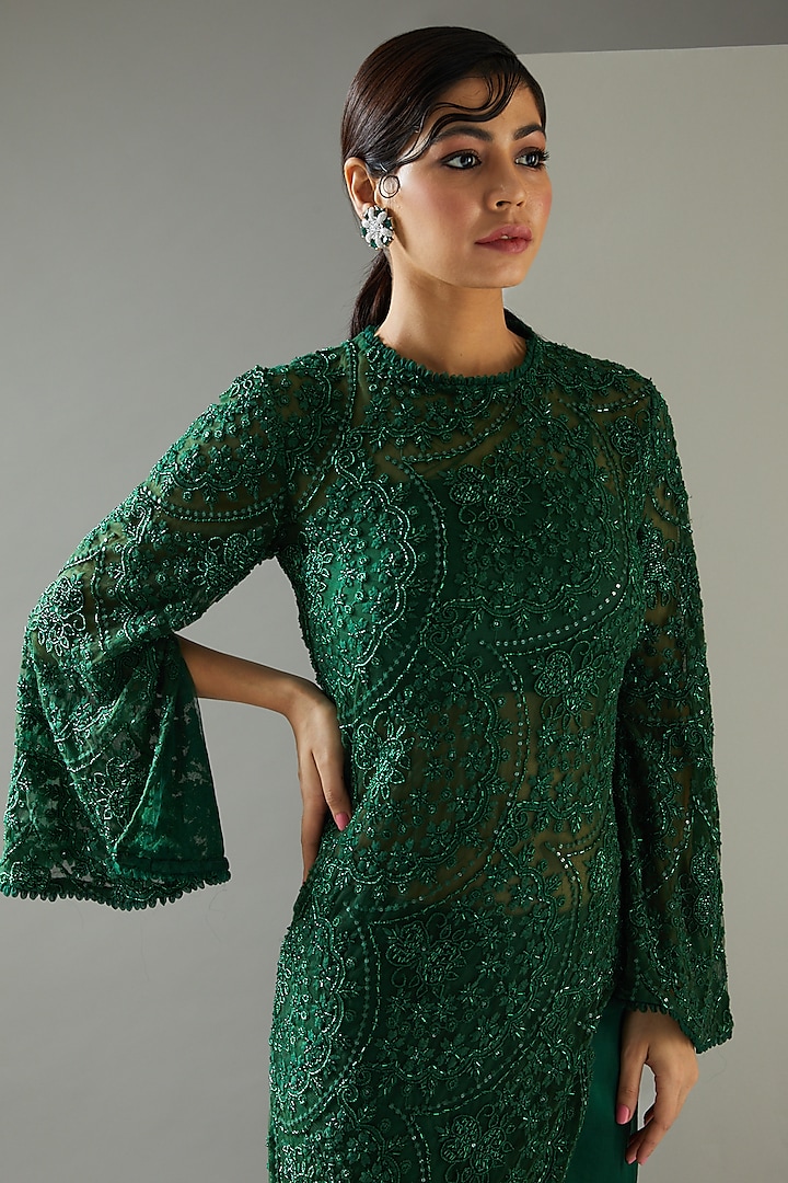 Emerald Green Embroidered Kurta Set by Ridhima Bhasin at Pernia's Pop Up Shop