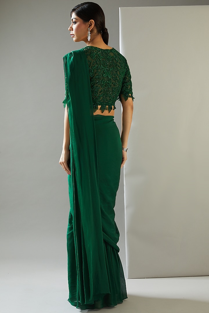 Emerald Green Chiffon Pre-Draped Wedding Saree Set by Ridhima Bhasin at Pernia's Pop Up Shop