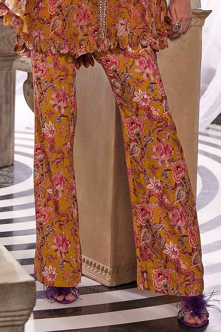 Yellow Rayon & Crinkle Chiffon Printed Co-Ord Set by Ridhima Bhasin at Pernia's Pop Up Shop