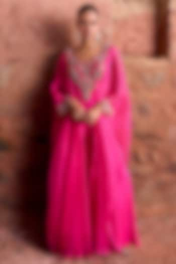 Fuchsia Organza Embroidered Kurta Set by Ridhima Bhasin at Pernia's Pop Up Shop