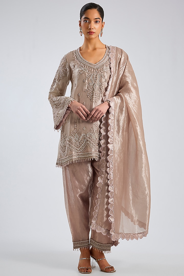 Pink Silk Tissue Kurta Set by Ridhima Bhasin at Pernia's Pop Up Shop