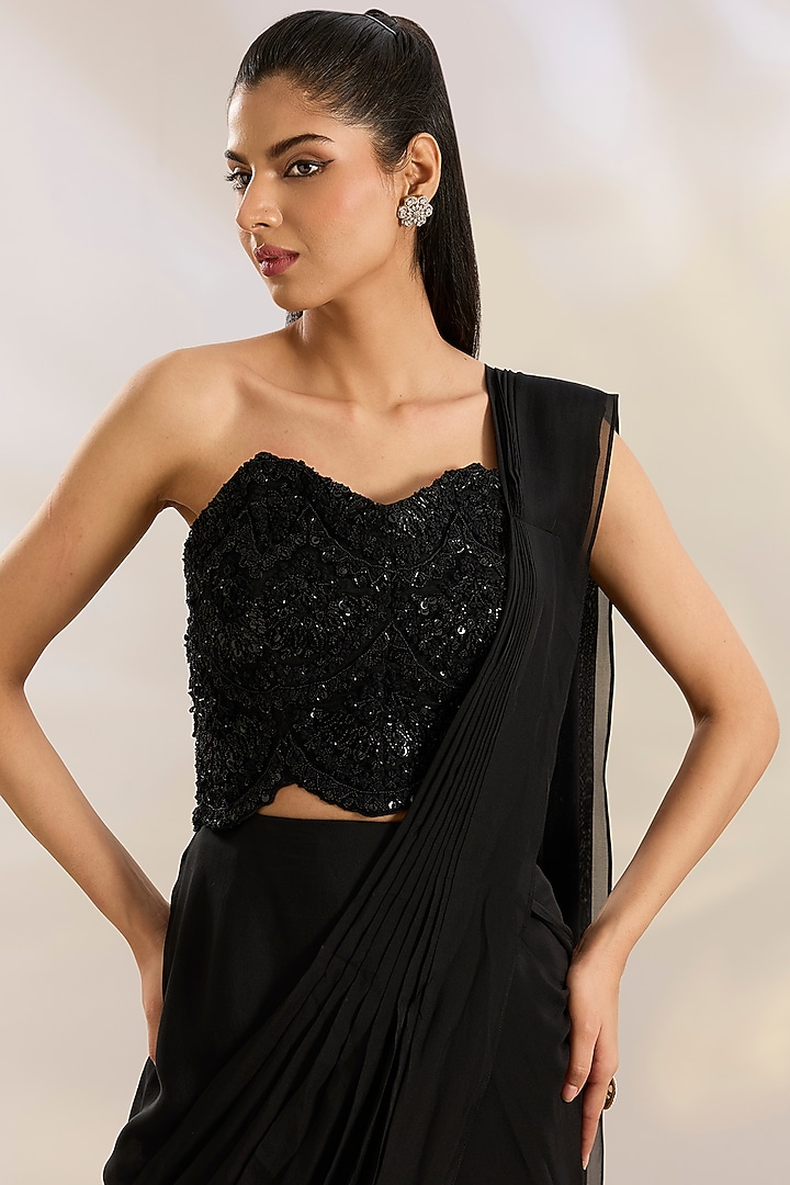 Black Net & Chiffon Wedding Saree Set by Ridhima Bhasin at Pernia's Pop Up Shop