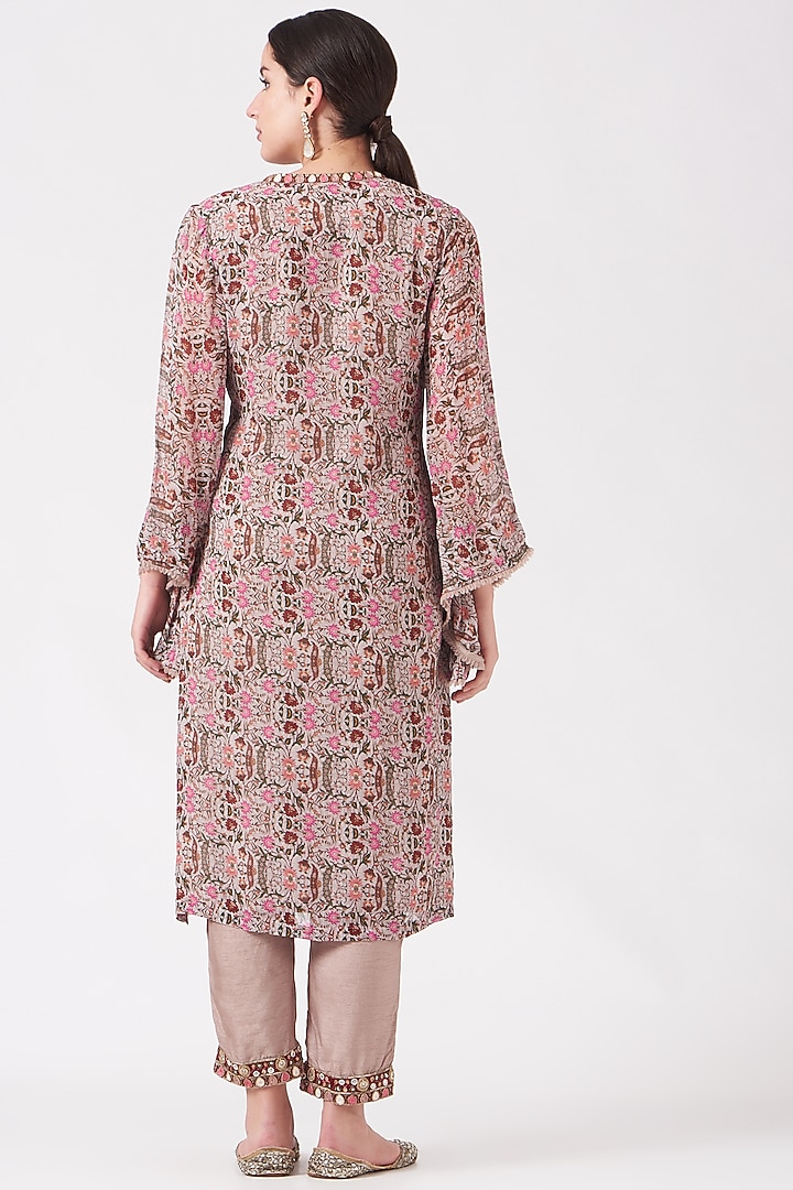 Pink Silk Floral Printed Kurta Set by Ridhima Bhasin at Pernia's Pop Up Shop