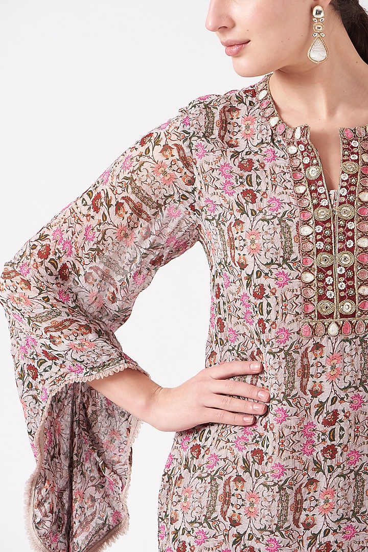Pink Silk Floral Printed Kurta Set by Ridhima Bhasin at Pernia's Pop Up Shop