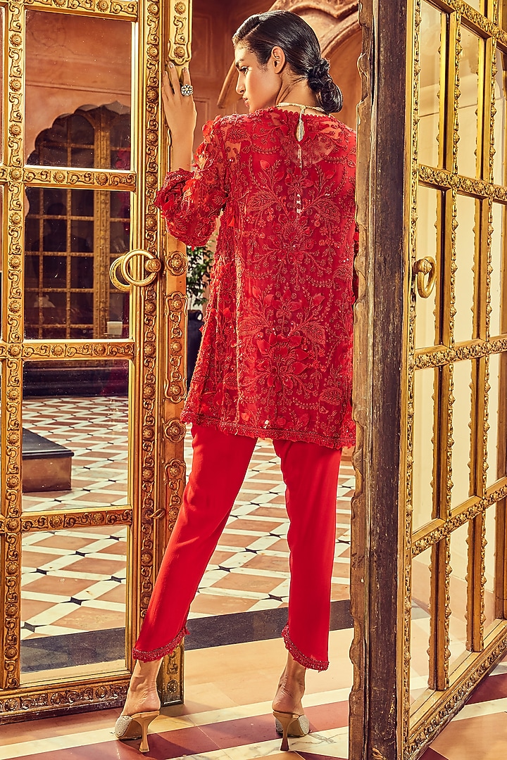 Red Floral Embellished Kurta Set by Ridhima Bhasin at Pernia's Pop Up Shop
