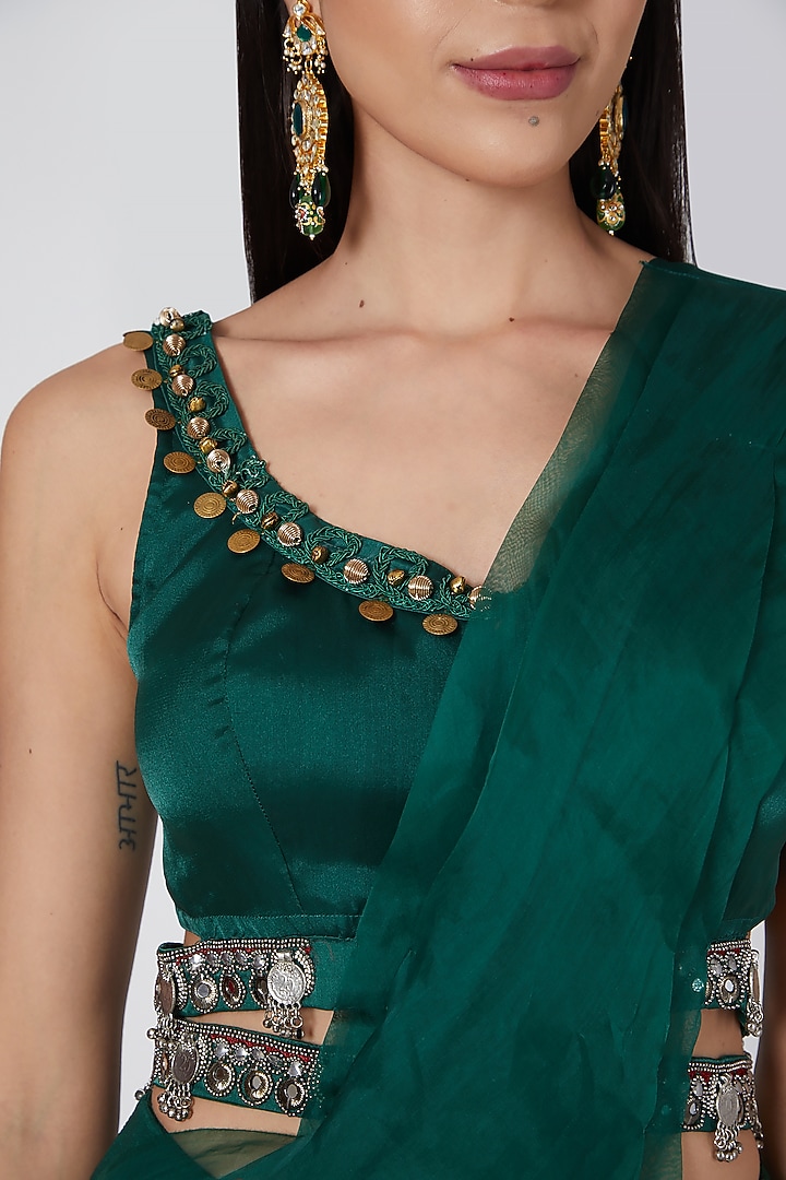 Emerald Green Pre-Draped Wedding Saree With Bet by Ridhima Bhasin at Pernia's Pop Up Shop