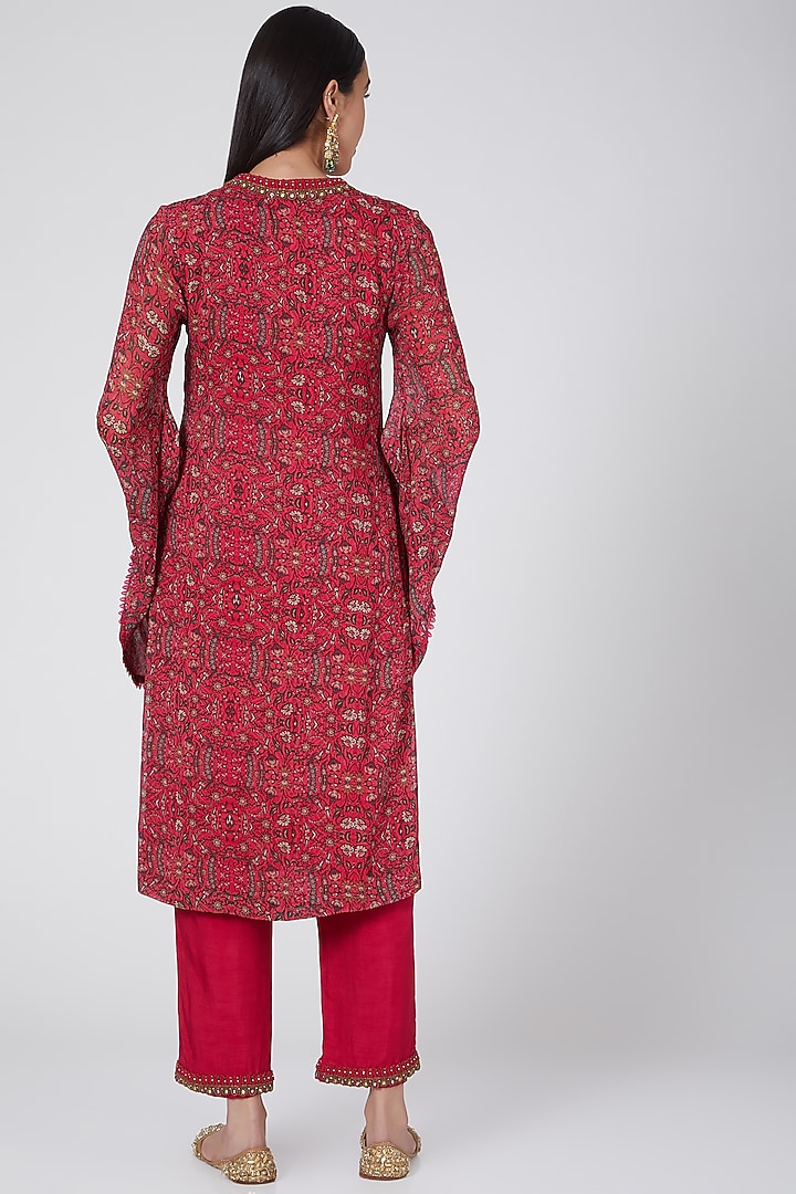 Fuchsia Printed Kurta Set by Ridhima Bhasin at Pernia's Pop Up Shop