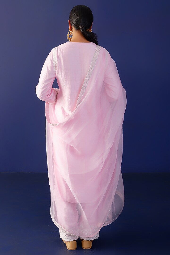 Pink Viscose Raw Silk & Pure Cotton Voile Resham Embroidered Kurta Set by Ridhimaa Gupta at Pernia's Pop Up Shop
