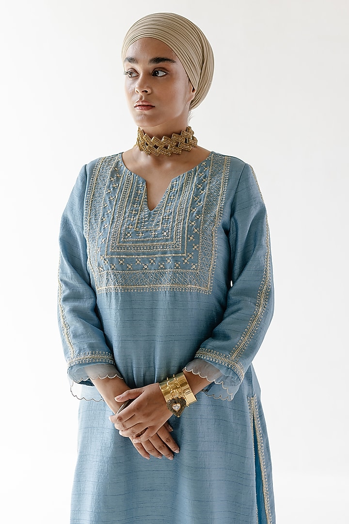 Blue Viscose Raw Silk & Pure Cotton Voile Zari Embroidered Kurta Set by Ridhimaa Gupta at Pernia's Pop Up Shop
