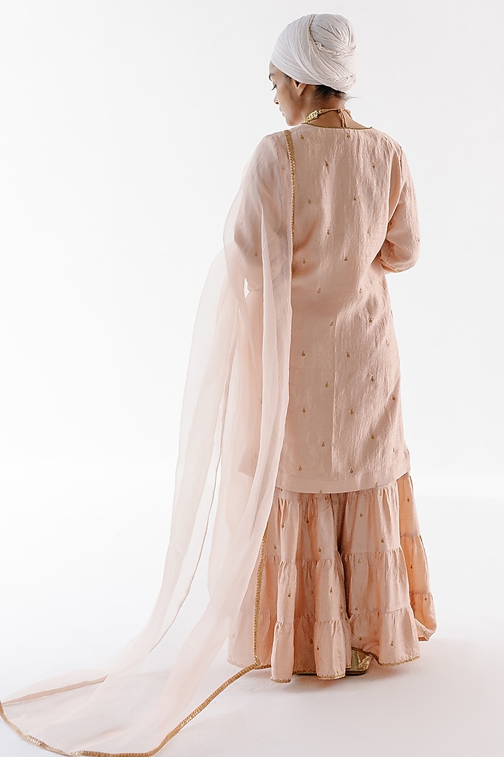 Beige Viscose Raw Silk & Pure Cotton Voile Sequins Embroidered Kurta Set by Ridhimaa Gupta at Pernia's Pop Up Shop