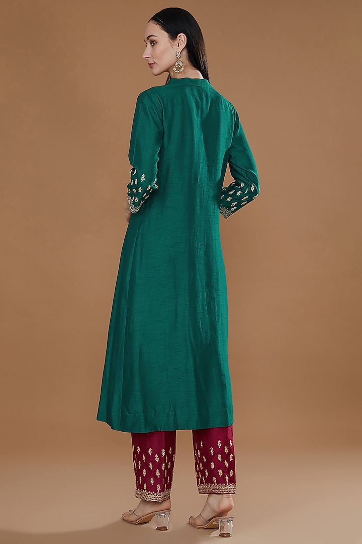 Turquoise Viscose Raw Silk Hand Embroidered Kurta Set by Ridhimaa Gupta at Pernia's Pop Up Shop