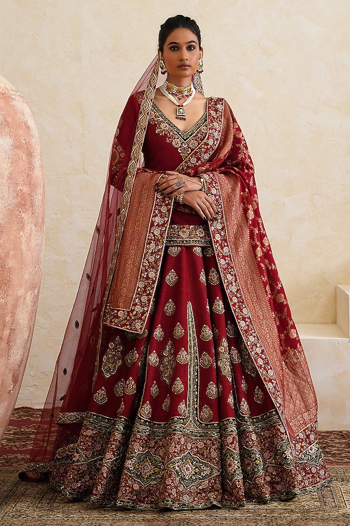 Maroon Raw Silk Resham Hand Embroidered Bridal Bridal Lehenga Set by Ridhi garg at Pernia's Pop Up Shop