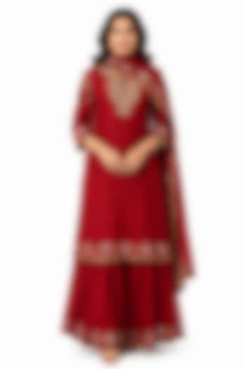 Red Gajji Silk Hand Work Kurta Set by Ridhi garg at Pernia's Pop Up Shop
