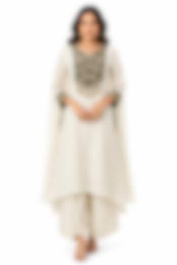 Off-White Tissue Hand Embroidered Kaftan Set by Ridhi garg at Pernia's Pop Up Shop