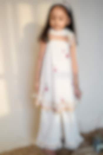 White Printed & Hand Embroidered Kurta Set For Girls by The Right Cut Kids