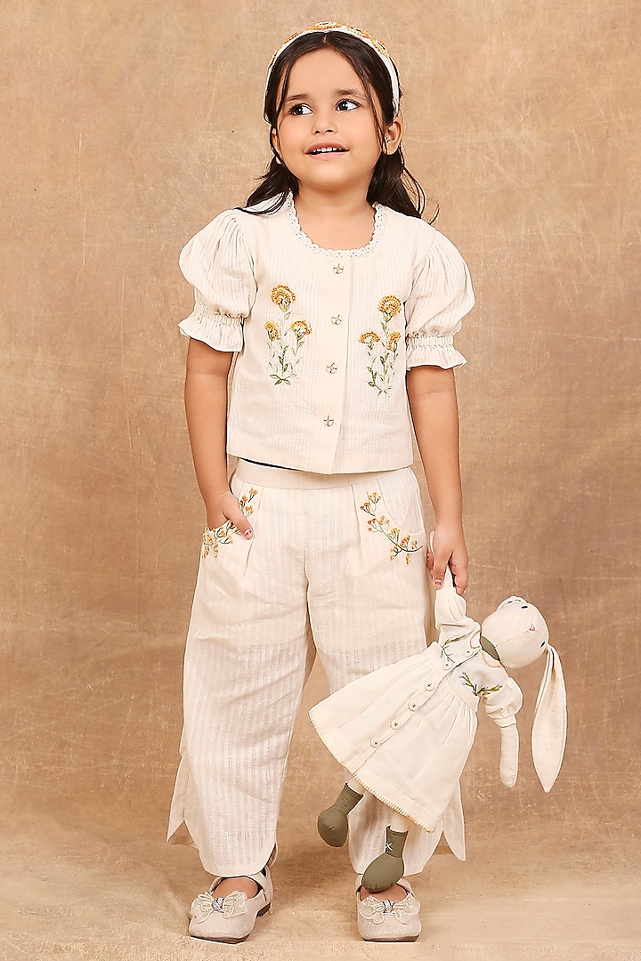 Ivory Malkha Floral Embroidered Co-Ord Set For Girls by The Right Cut Kids at Pernia's Pop Up Shop