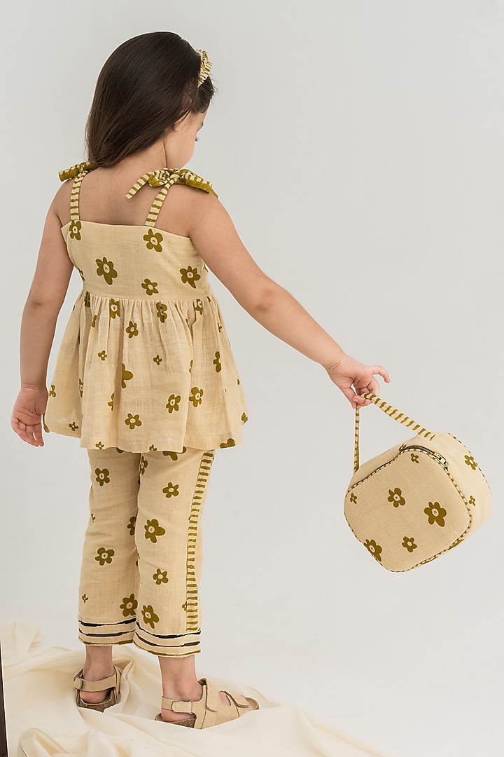 Beige Printed Pant Set For Girls by The Right Cut Kids at Pernia's Pop Up Shop