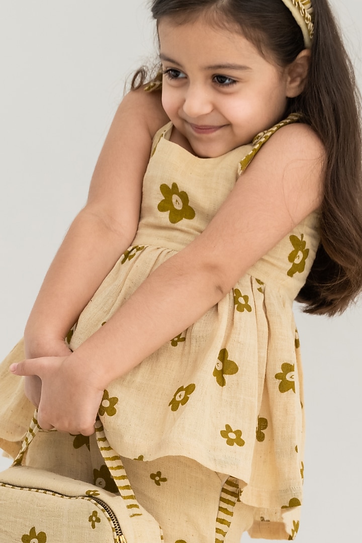 Beige Printed Pant Set For Girls by The Right Cut Kids at Pernia's Pop Up Shop