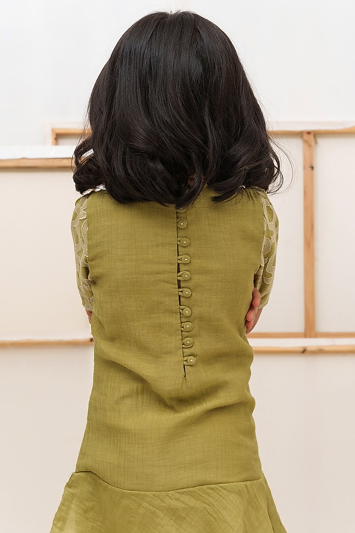 Green Embroidered Dress For Girls by The Right Cut Kids at Pernia's Pop Up Shop